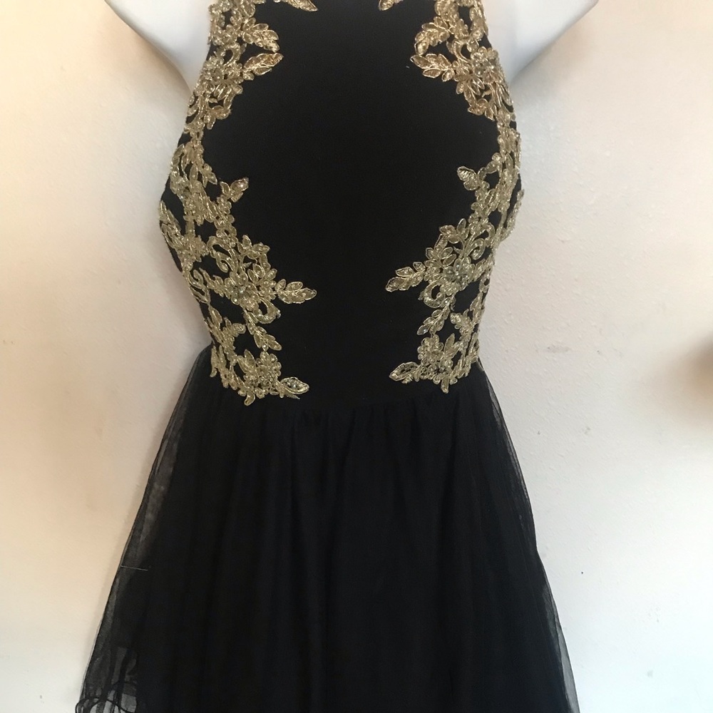 Sz 7 Spaghetti Strap Embellished Top Dress w/Tulle